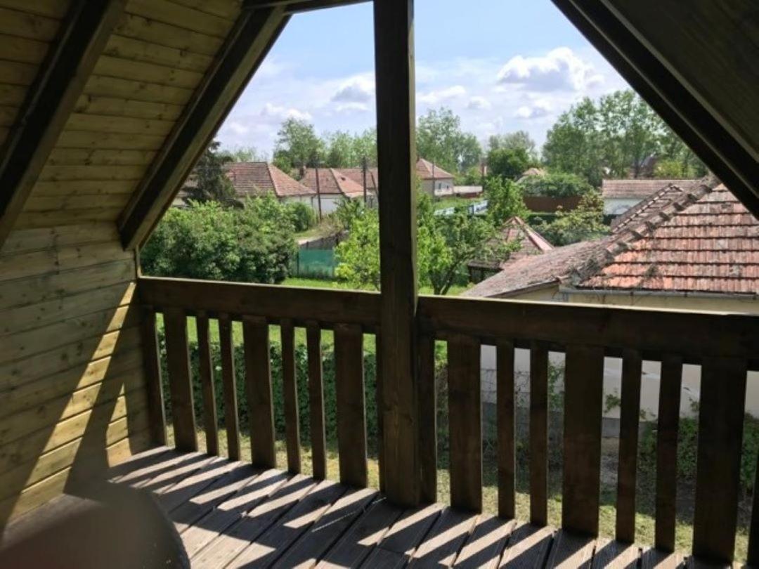 Villa Joevo Het Pihenohaz à Poroszló Extérieur photo